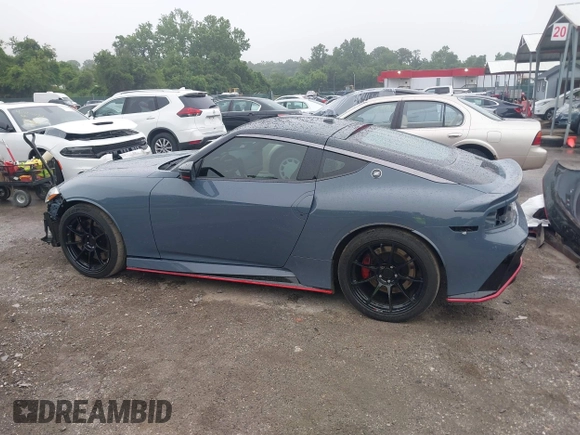 2024 Nissan Z Nismo with VIN JN1BZ4CH9RM360447, listed as a IAAI auction lot 42457597 with 9,723 mi miles and . Bid and sale history available at DreamBid. Image 15.