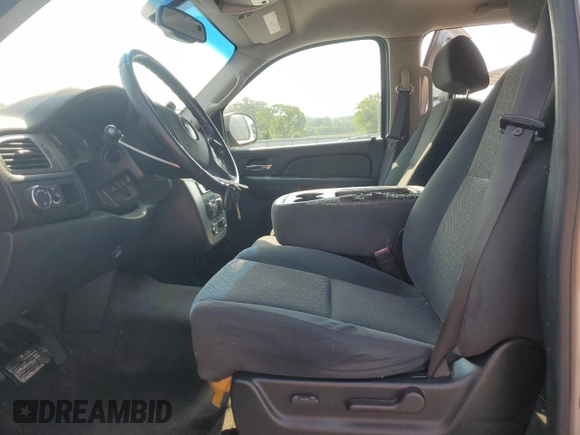 2007 Chevrolet Tahoe LS with VIN 1GNFC13C97J313072, listed as a Copart auction lot 59025465 with 219,567 mi miles and Clean title. Bid and sale history available at DreamBid. Image 7.
