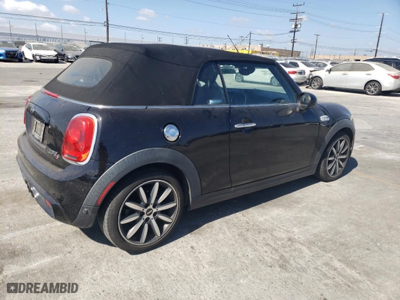 2016 MINI Cooper Convertible S with VIN WMWWG9C51G3C22038, listed as a Copart auction lot 71986764 with 109,071 mi miles and Salvage Title. Bid and sale history available at carsss.com. Image 3.