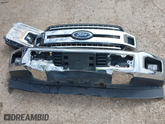 2018 Ford F-150 XL with VIN 1FTEW1E51JFD38844, listed as a IAAI auction lot 41911102 with 116,887 mi miles. Bid and sale history available at carsss.com. Image 12.