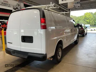 2018 Chevrolet Express Cargo with VIN 1GCWGBFP9J1186316, listed as a IAAI auction lot 42749937 with 138,745 mi miles and . Bid and sale history available at DreamBid. Image 1.