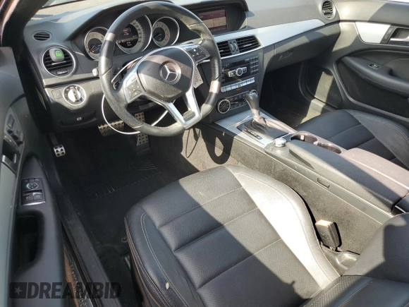 2013 Mercedes-Benz C 250 с VIN WDDGJ4HB5DG046015, выставлен на аукционе Copart как лот 52414515 с пробегом 91 706 миль миль и Списание • Salvage title. История ставок и продаж доступна на DreamBid. Изображение 8.