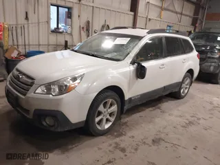 2013 Subaru Outback 2.5i Premium with VIN 4S4BRBCC0D3273777, listed as a IAAI auction lot 41195904 with 141,482 mi miles. Bid and sale history available at carsss.com. Image 17.