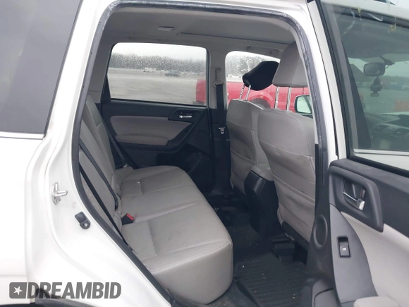 2015 Subaru Forester 2.5i Limited with VIN JF2SJAKC0FH480152, listed as a IAAI auction lot 41915783 with 174,155 mi miles. Bid and sale history available at carsss.com. Image 8.