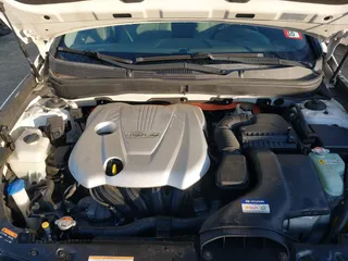 2013 Hyundai Sonata Hybrid with VIN KMHEC4A45DA065198, listed as a IAAI auction lot 42137511 with 219,500 mi miles. Bid and sale history available at carsss.com. Image 10.