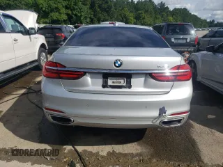 2017 BMW 7 Series 740i with VIN WBA7E2C52HG739521, listed as a Copart auction lot 64263324 with 0 mi miles and Salvage Title. Bid and sale history available at carsss.com. Image 6.