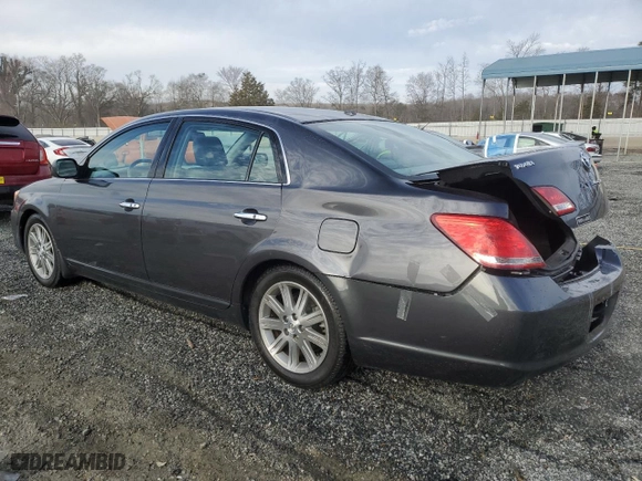 2010 Toyota Avalon XL with VIN 4T1BK3DB8AU368772, listed as a Copart auction lot 47462675 with 133,086 mi miles and Salvage Title. Bid and sale history available at carsss.com. Image 2.