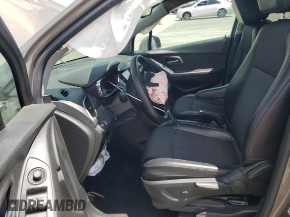 2021 Chevrolet Trax LT z VIN KL7CJPSB3MB331759, wystawiony jako Copart lot #56498305 z przebiegiem 79 340 mil mil oraz Nie do naprawy • Non repairable. Historia ofert i sprzedaży dostępna na DreamBid. Obrazek 7.