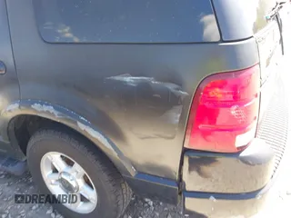 2002 Ford Explorer XLT with VIN 1FMZU63E72UA31050, listed as a IAAI auction lot 42037191 with 261,973 mi miles and . Bid and sale history available at DreamBid. Image 18.