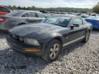 2009 Ford Mustang with VIN 1ZVHT80N695121777, listed as a Copart auction lot 71637794 with 189,608 mi miles and Salvage Title. Bid and sale history available at carsss.com. Image 1.