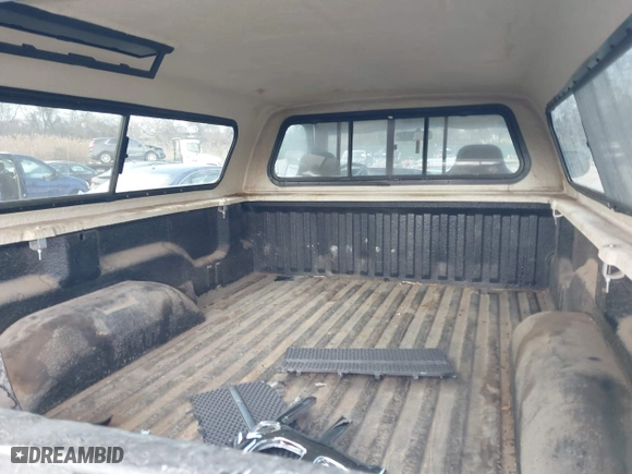 1998 Dodge Ram 1500 with VIN 3B7HF16Z9WM220840, listed as a IAAI auction lot 41595328 with 199,281 mi miles. Bid and sale history available at carsss.com. Image 8.