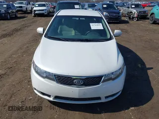 2013 Kia Forte EX with VIN KNAFU4A20D5738442, listed as a IAAI auction lot 41763829 with 127,968 mi miles. Bid and sale history available at carsss.com. Image 12.