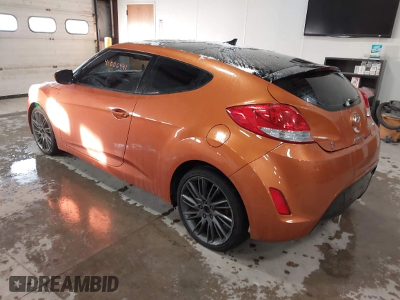 2012 Hyundai Veloster w/Gray Int z VIN KMHTC6AD6CU076954, wystawiony jako IAAI lot #41006441 z przebiegiem 73 767 mil mil oraz . Historia ofert i sprzedaży dostępna na DreamBid. Obrazek 3.