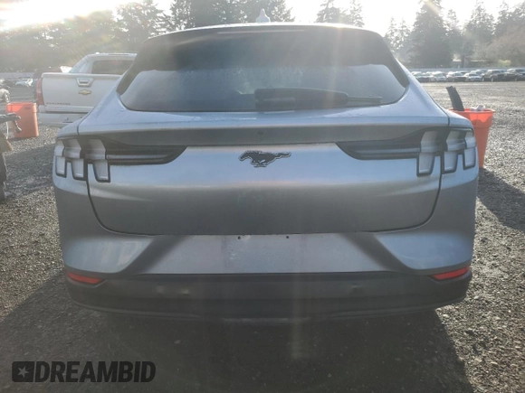 2022 Ford Mustang Mach-E Select z VIN 3FMTK1RM8NMA39647, wystawiony jako Copart lot #52046755 z przebiegiem 19 021 mil mil oraz Szkoda całkowita • Salvage title. Historia ofert i sprzedaży dostępna na DreamBid. Obrazek 6.