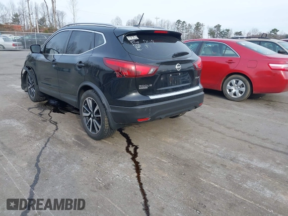 2017 Nissan Rogue Sport SL with VIN JN1BJ1CR1HW131942, listed as a IAAI auction lot 41784228 with 70,660 mi miles. Bid and sale history available at carsss.com. Image 3.
