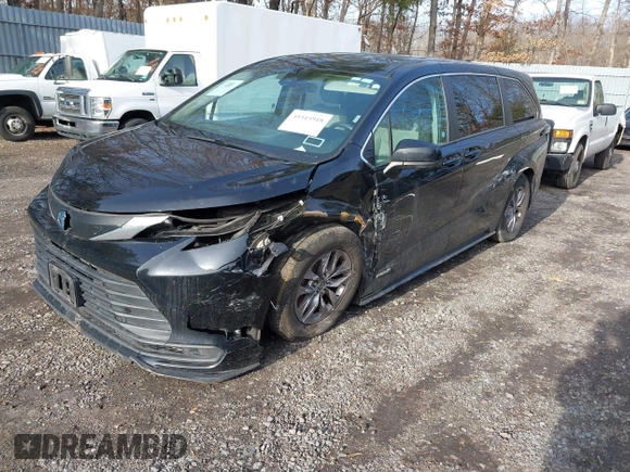 2021 Toyota Sienna LE с VIN 5TDKRKEC9MS043364, выставлен на аукционе IAAI как лот 41515918 с пробегом 98 028 миль миль и . История ставок и продаж доступна на DreamBid. Изображение 2.