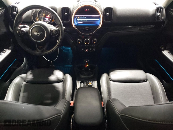 2020 MINI Countryman Cooper S with VIN WMZYX1C01L3L52717, listed as a Copart auction lot 61207495 with 85,996 mi miles and Salvage title. Bid and sale history available at DreamBid. Image 8.