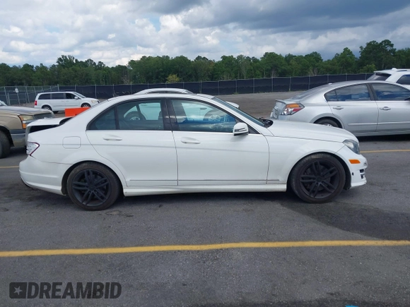 2013 Mercedes-Benz C 300 Sport with VIN WDDGF8AB8DR287316, listed as a IAAI auction lot 42645992 with 156,974 mi miles and . Bid and sale history available at DreamBid. Image 13.