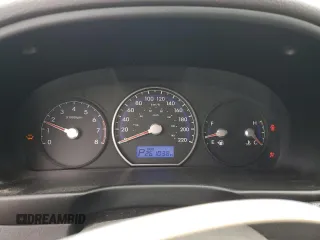 2010 Hyundai Santa Fe GLS z VIN 5NMSG3AB5AH334337, wystawiony jako Copart lot #52782255 z przebiegiem 261 038 mil mil oraz Nie do naprawy • Non repairable. Historia ofert i sprzedaży dostępna na DreamBid. Obrazek 9.