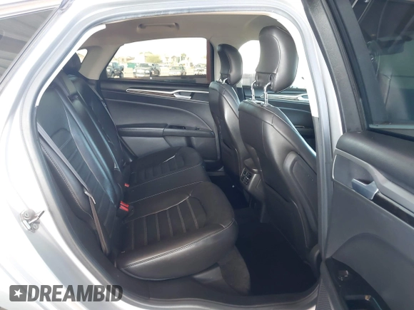 2013 Ford Fusion SE with VIN 3FA6P0HRXDR310595, listed as a IAAI auction lot 42610163 with 224,250 mi miles and . Bid and sale history available at DreamBid. Image 8.