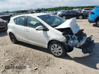 2013 Toyota Prius One z VIN JTDKDTB39D1534331, wystawiony jako Copart lot #58186475 z przebiegiem 105 656 mil mil oraz Czysty tytuł • Clean title. Historia ofert i sprzedaży dostępna na DreamBid. Obrazek 4.