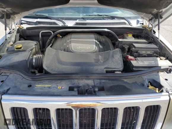 2006 Jeep Commander Limited z VIN 1J8HG58296C124107, wystawiony jako Copart lot #64337275 z przebiegiem 202 876 mil mil oraz Szkoda całkowita • Salvage title. Historia ofert i sprzedaży dostępna na DreamBid. Obrazek 12.