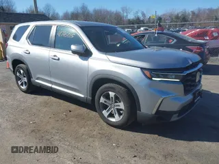 2025 Honda Pilot EX-L with VIN 5FNYG1H47SB028734, listed as a IAAI auction lot 41745015 with 9,392 mi miles and . Bid and sale history available at DreamBid. Image 1.
