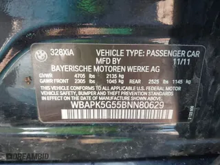 2011 BMW 3 Series 328i xDrive with VIN WBAPK5G55BNN80629, listed as a IAAI auction lot 41914548 with 88,199 mi miles. Bid and sale history available at carsss.com. Image 9.