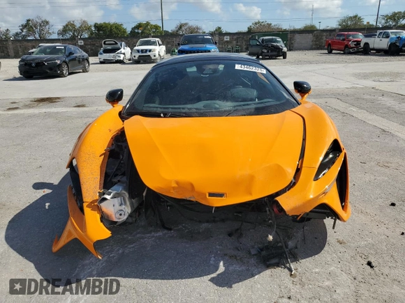 2025 McLaren Artura z VIN SBM16BEA8SW002943, wystawiony jako Copart lot #43462325 z przebiegiem Nie podano mil oraz Szkody całkowita. Historia ofert i sprzedaży dostępna na DreamBid. Obrazek 5.