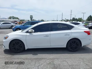 2019 Nissan Sentra SV z VIN 3N1AB7AP9KY289202, wystawiony jako IAAI lot #42247954 z przebiegiem 112 703 mil mil oraz . Historia ofert i sprzedaży dostępna na DreamBid. Obrazek 18.