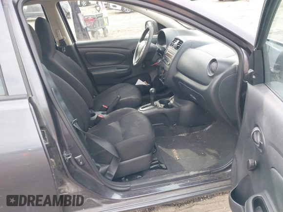 2015 Nissan Versa S Plus with VIN 3N1CN7AP5FL946211, listed as a IAAI auction lot 41858025 with 132,845 mi miles. Bid and sale history available at carsss.com. Image 5.