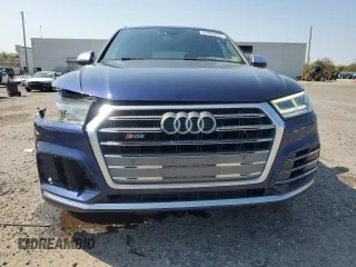 2018 Audi SQ5 Premium Plus z VIN WA1A4AFY6J2055256, wystawiony jako Copart lot #52980225 z przebiegiem 98 123 mil mil oraz Szkody całkowita. Historia ofert i sprzedaży dostępna na DreamBid. Obrazek 5.
