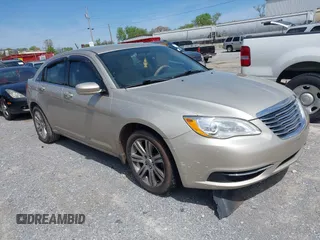 2013 Chrysler 200 Touring with VIN 1C3CCBBB9DN632877, listed as a IAAI auction lot 41935934 with 156,677 mi miles. Bid and sale history available at carsss.com. Image 1.