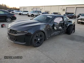 2019 Chevrolet Camaro 1LT with VIN 1G1FB1RX1K0145117, listed as a Copart auction lot 88743805 with 58,863 mi miles and Salvage Title. Bid and sale history available at carsss.com. Image 1.
