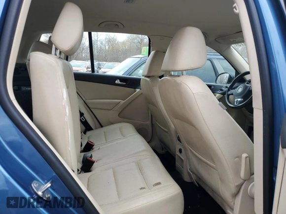 2017 Volkswagen Tiguan S with VIN WVGBV7AX6HW508623, listed as a Copart auction lot 47786275 with 82,437 mi miles and Clean Title. Bid and sale history available at DreamBid. Image 11.