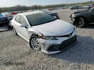 2023 Toyota Camry LE z VIN 4T1C11AK0PU109024, wystawiony jako Copart lot #50105815 z przebiegiem 43 666 mil mil oraz Szkoda całkowita • Salvage title. Historia ofert i sprzedaży dostępna na DreamBid. Obrazek 11.