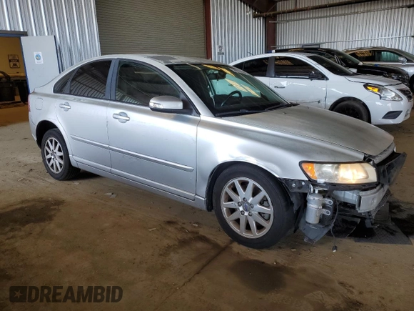 2008 Volvo S40 2.4L with VIN YV1MS390582399871, listed as a Copart auction lot 50610265 with 197,090 mi miles and Salvage Title. Bid and sale history available at carsss.com. Image 4.