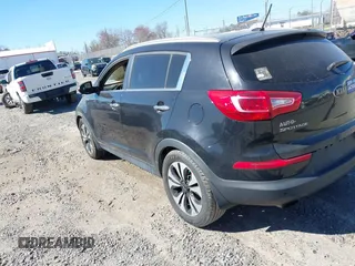 2013 Kia Sportage SX with VIN KNDPCCA68D7374637, listed as a IAAI auction lot 41810746 with Not Provided miles and . Bid and sale history available at carsss.com. Image 3.