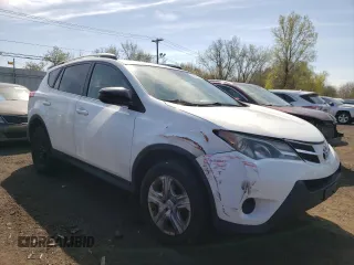 2015 Toyota RAV4 LE with VIN 2T3BFREV7FW241431, listed as a Copart auction lot 54382545 with 134,079 mi miles and Salvage Title. Bid and sale history available at carsss.com. Image 4.