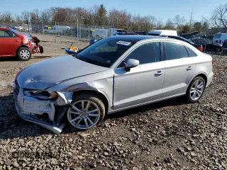 2015 Audi A3 Premium z VIN WAUAJGFF4F1101015, wystawiony jako Copart lot #84179814 z przebiegiem 198 144 mil mil oraz Szkoda całkowita • Salvage title. Historia ofert i sprzedaży dostępna na DreamBid. Obrazek 1.