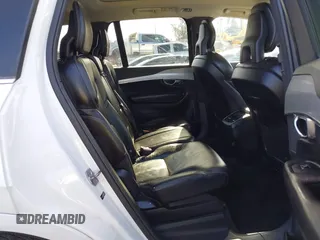 2016 Volvo XC90 T6 Momentum with VIN YV4A22PK8G1045772, listed as a IAAI auction lot 41959273 with 73,976 mi miles. Bid and sale history available at carsss.com. Image 8.