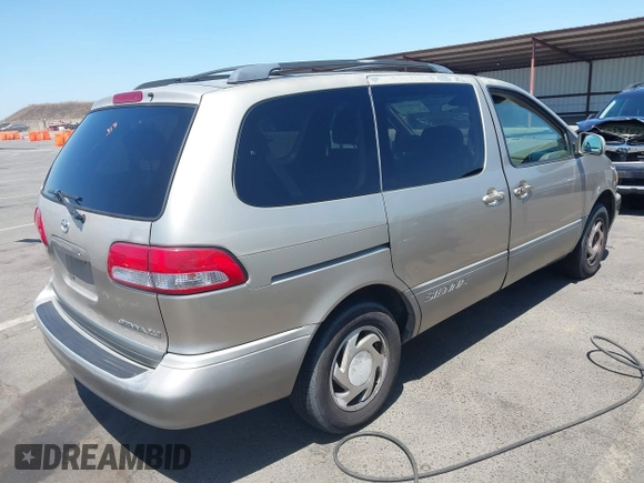 2001 Toyota Sienna LE с VIN 4T3ZF13CX1U351254, выставлен на аукционе IAAI как лот 42496344 с пробегом Не указан миль и . История ставок и продаж доступна на DreamBid. Изображение 4.