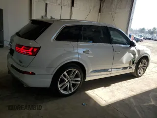 2017 Audi Q7 Prestige z VIN WA1VAAF70HD047931, wystawiony jako Copart lot #48360985 z przebiegiem 113 562 mil mil oraz Szkoda całkowita • Salvage title. Historia ofert i sprzedaży dostępna na DreamBid. Obrazek 3.