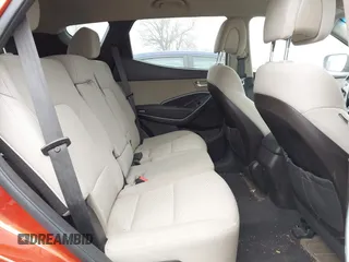 2017 Hyundai Santa Fe 2.4L z VIN 5XYZT3LB3HG498472, wystawiony jako IAAI lot #41483416 z przebiegiem 91 894 mil mil oraz . Historia ofert i sprzedaży dostępna na DreamBid. Obrazek 8.