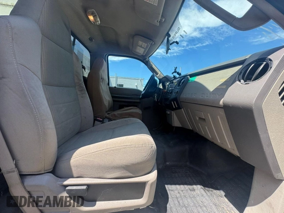 2008 Ford F-450 with VIN 1FDXF46Y58EE56619, listed as a Copart auction lot 65845785 with 275,200 mi miles and Clean title. Bid and sale history available at DreamBid. Image 5.