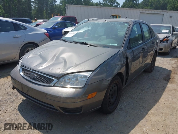 2005 Ford Focus S с VIN 1FAFP34N35W180596, выставлен на аукционе IAAI как лот 42569508 с пробегом 176 810 миль миль и . История ставок и продаж доступна на DreamBid. Изображение 17.