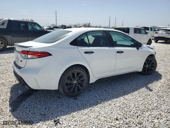 2021 Toyota Corolla SE with VIN 5YFS4MCE4MP059009, listed as a Copart auction lot 49732565 with 19,594 mi miles and Salvage Title. Bid and sale history available at carsss.com. Image 3.