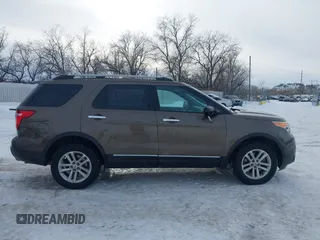 2015 Ford Explorer XLT with VIN 1FM5K8D81FGA95629, listed as a IAAI auction lot 41550100 with 138,968 mi miles. Bid and sale history available at carsss.com. Image 13.
