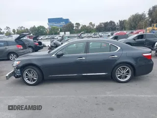 2007 Lexus LS 460 with VIN JTHBL46FX75019041, listed as a IAAI auction lot 42471322 with Not provided miles and . Bid and sale history available at DreamBid. Image 13.