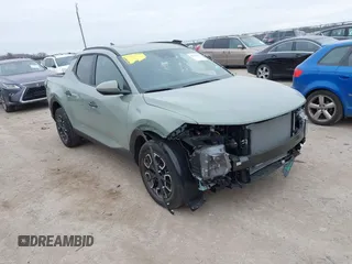 2024 Hyundai Santa Cruz SEL z VIN 5NTJC4DE1RH109741, wystawiony jako IAAI lot #41646035 z przebiegiem 2635 mil mil oraz . Historia ofert i sprzedaży dostępna na DreamBid. Obrazek 1.